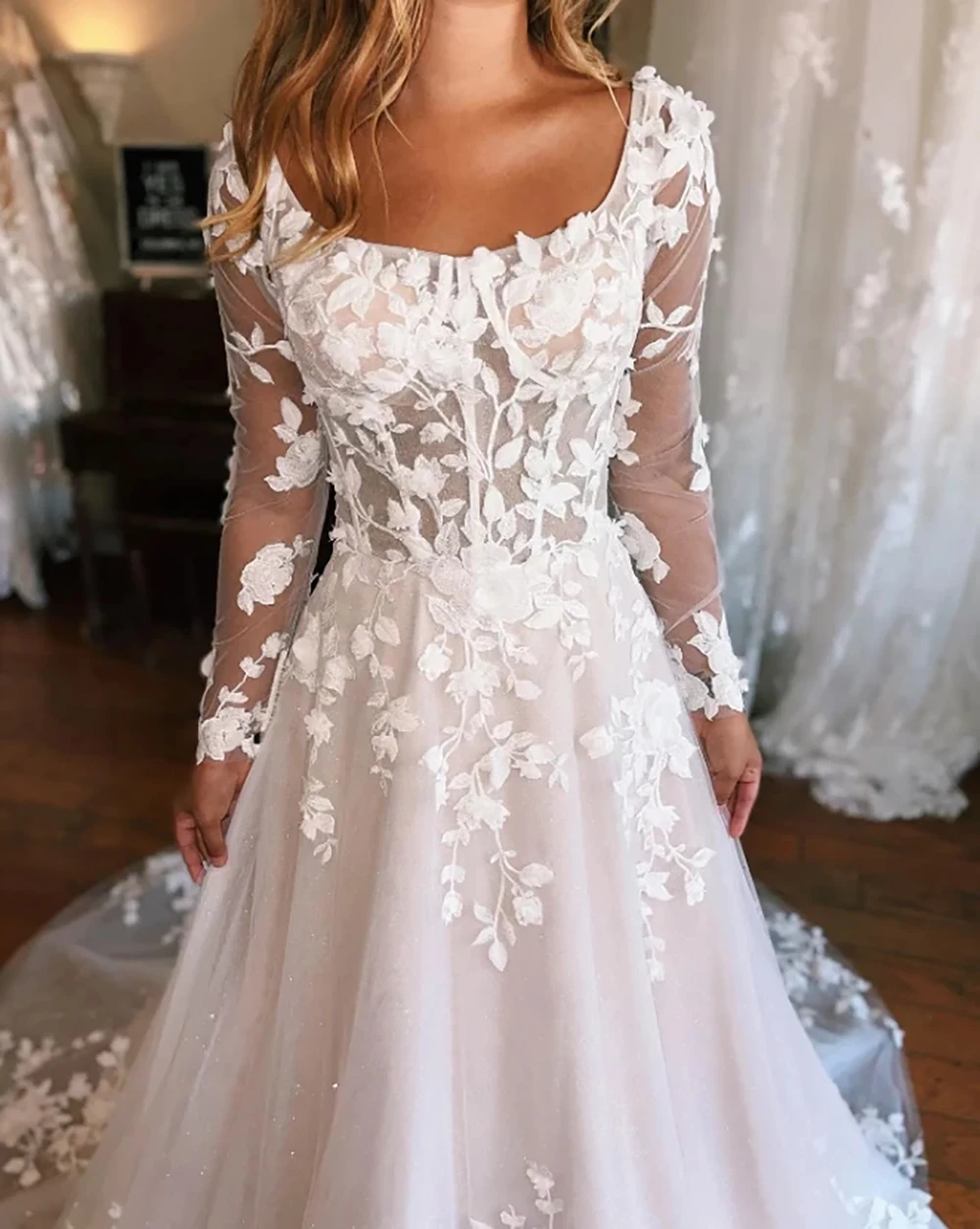 Fascinating A-Line Women Wedding Dresses Elegant Backless Bridal Gown Princess Mopping Length Banquet Robes De Mariée Customized