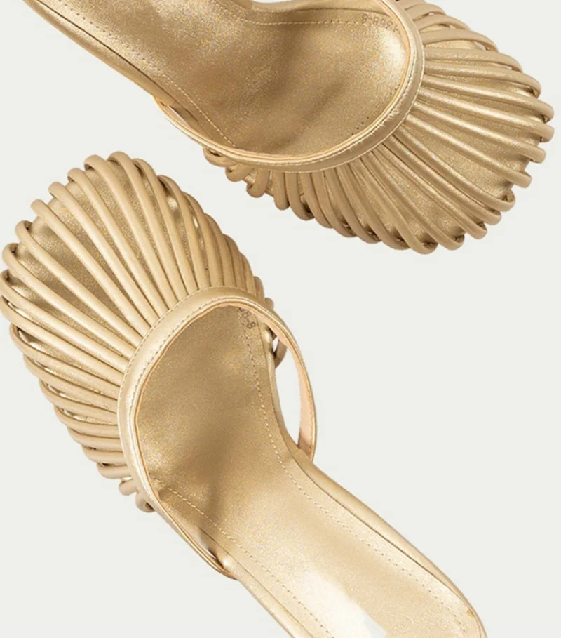 

Round Toe Strappy Cage Shoes Metallic Leather Solid Color Cover Heels Women Mules Shoes Purple White Silver Drop Shipping