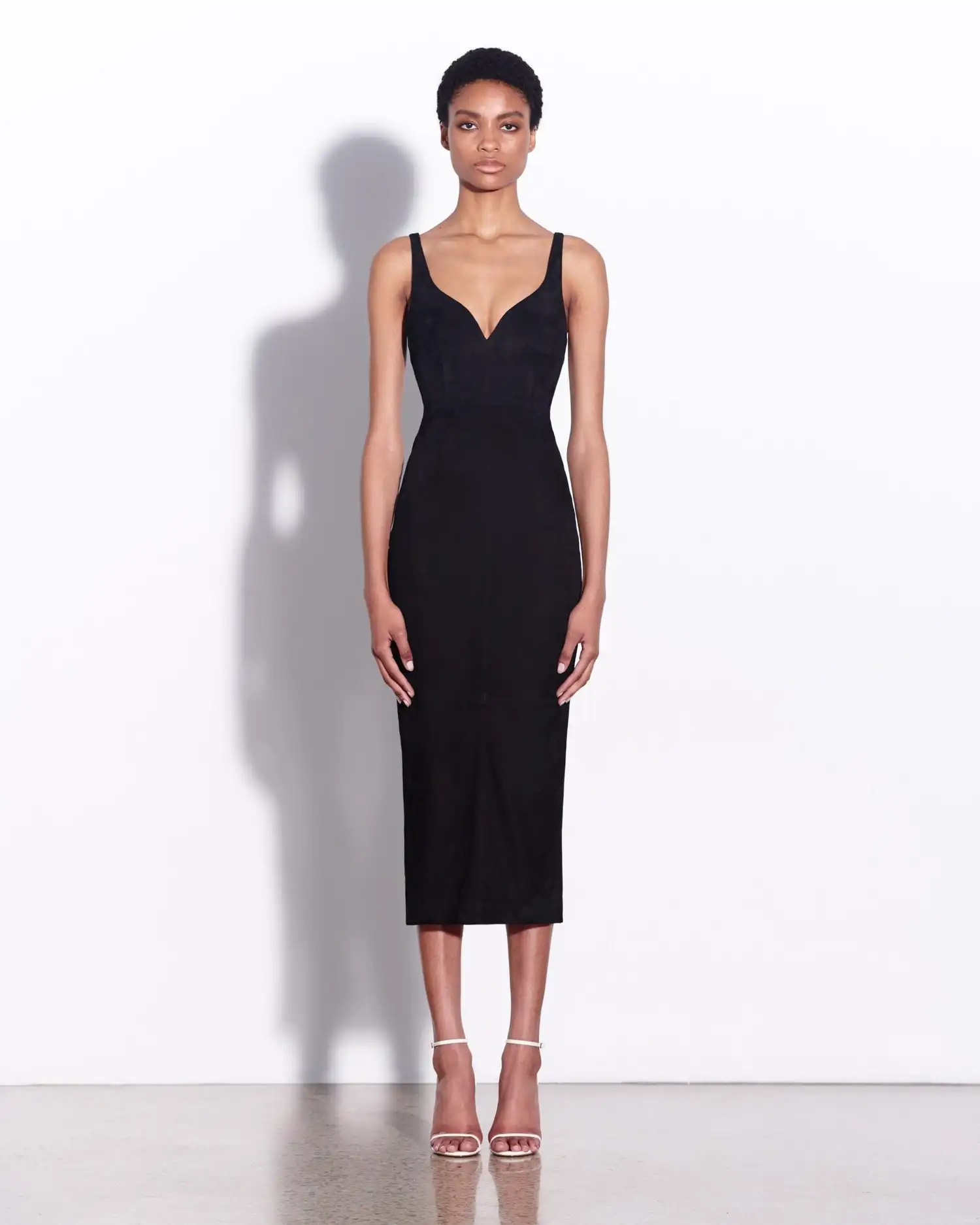 The new fashionable black dress of 2026 is handcrafted by top designers.  Alex Perry dresses - AliExpress 200000345