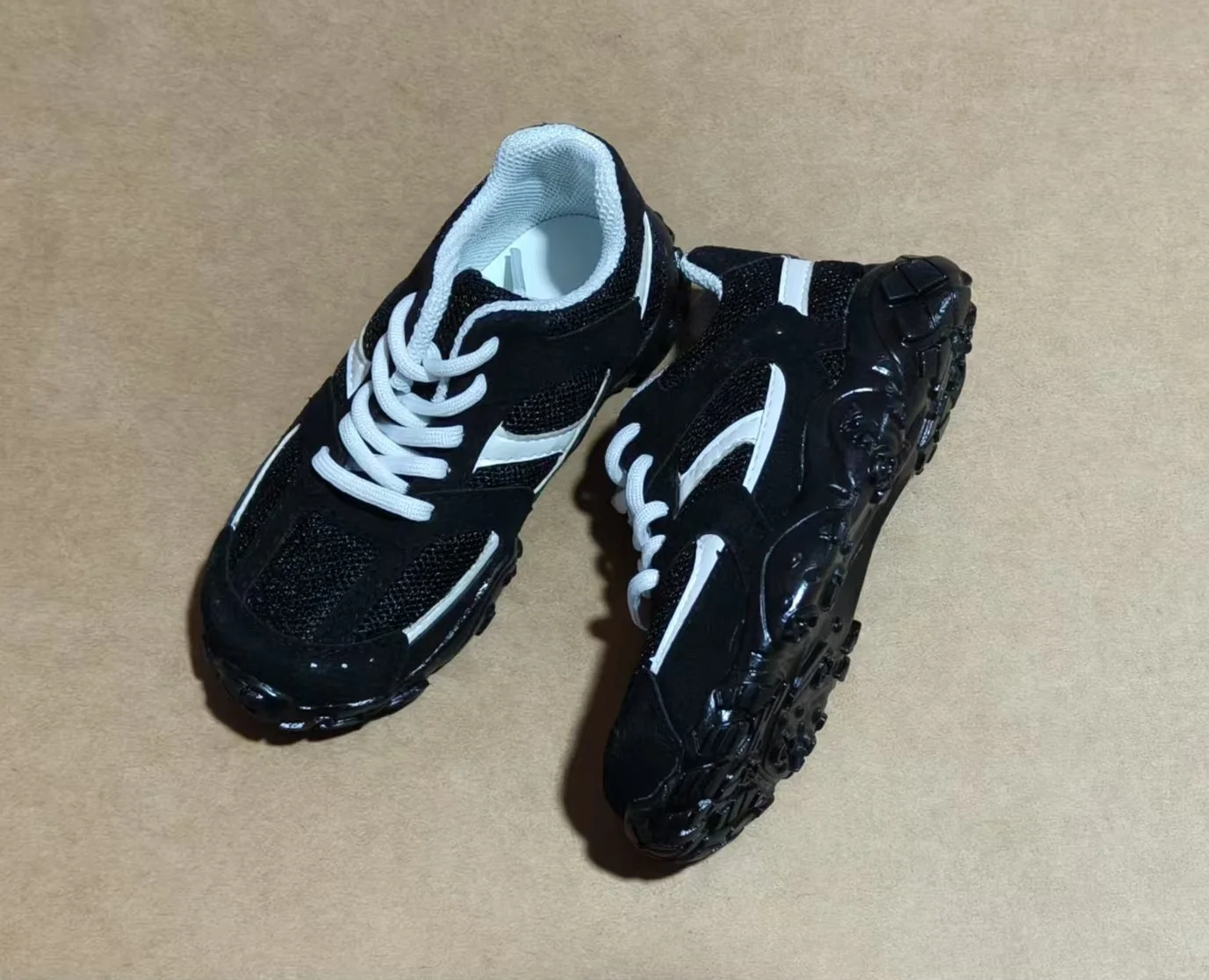 

Кроссовки для кукол BJD (для девочек и мальчиков), повседневные, с сетчатой поверхностью, серые/черные, ID75, аксессуары для кукол, молодежные, на каждый день