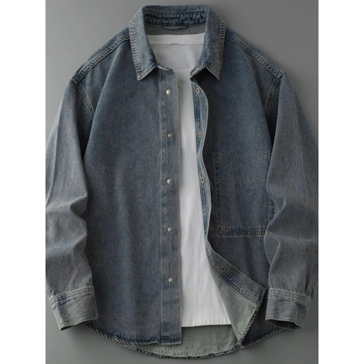 

Мужская повседневная джинсовая одежда свободного покроя, винтажная светло-голубая тонкая верхняя одежда на весну и осень, модная рабочая одежда, длинная свеч на пуговицах