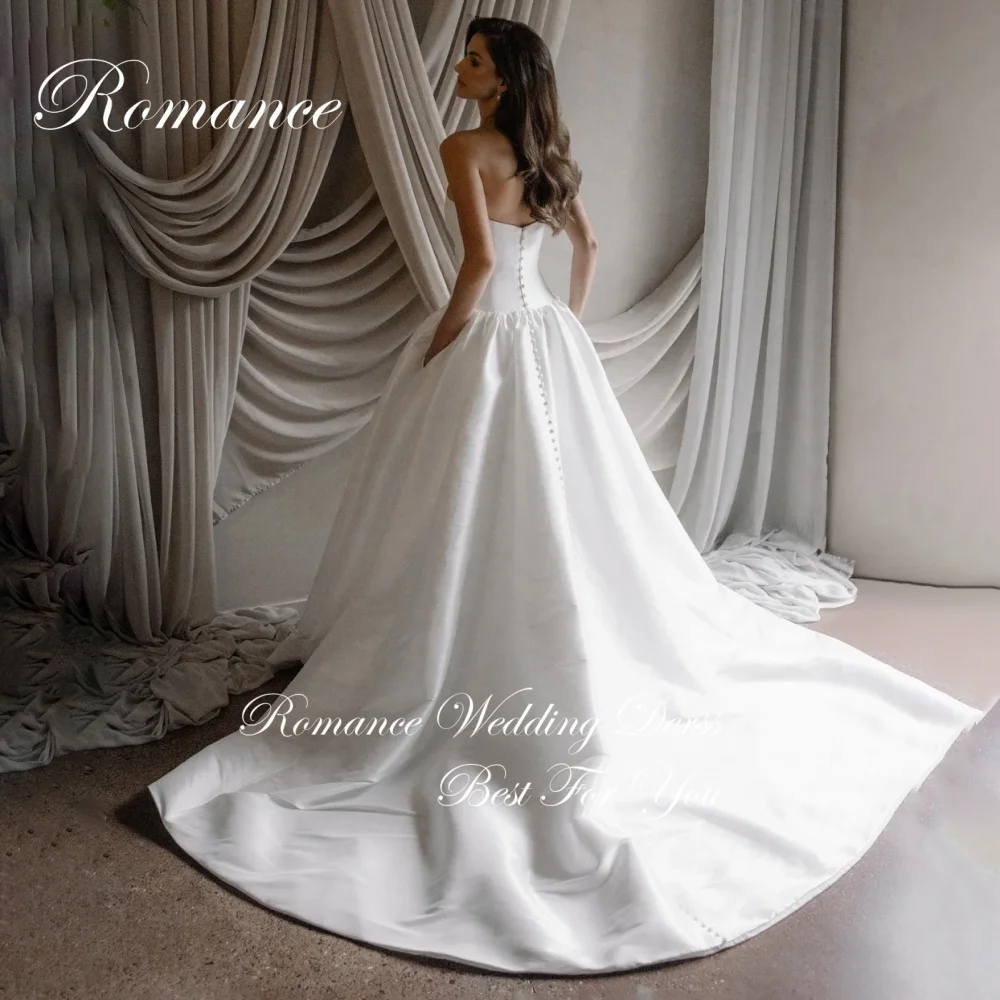 Moderno sem alças a linha vestidos de casamento de cetim feminino 2025 plissado sem costas sem mangas busttons trem vestidos de novia personalizado