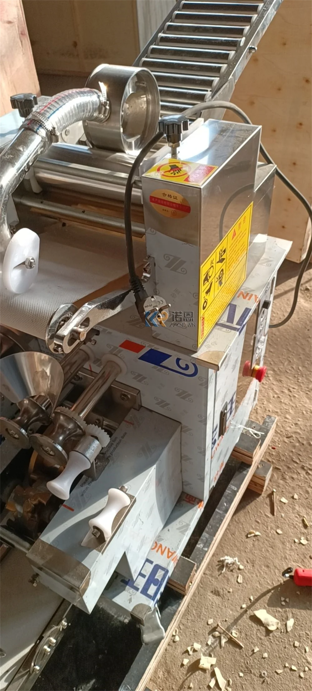 Roestvrijstalen Volautomatische Samosa Empanada Gyoza Mini Knoedel Maken Machine Klein Formaat Knoedelmachine