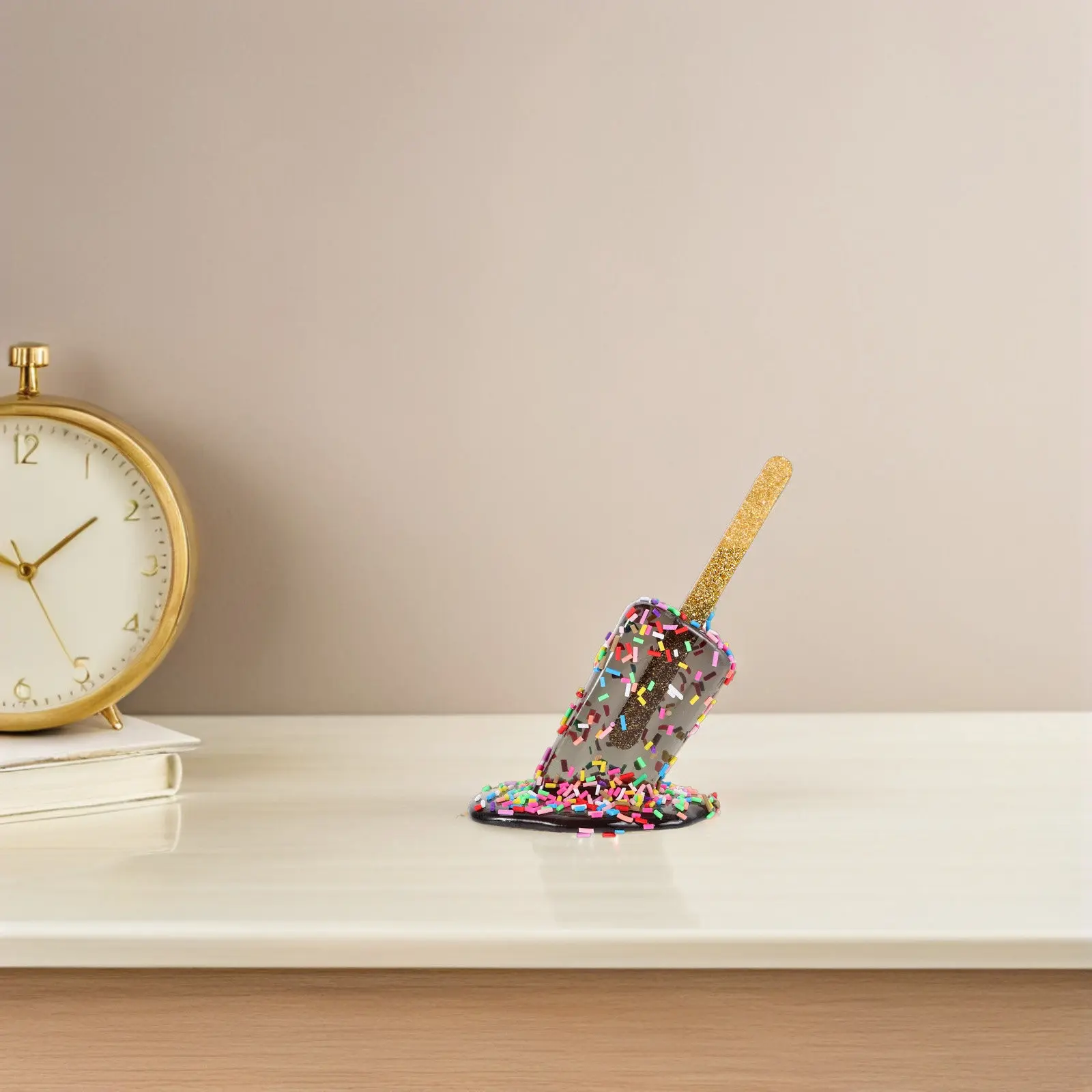 

Реалистичная декоративная статуэтка-имитация тающего мороженого из смолы для помещений и улицы, для рабочего стола, книжной полки, сада, вечеринок, реквизит