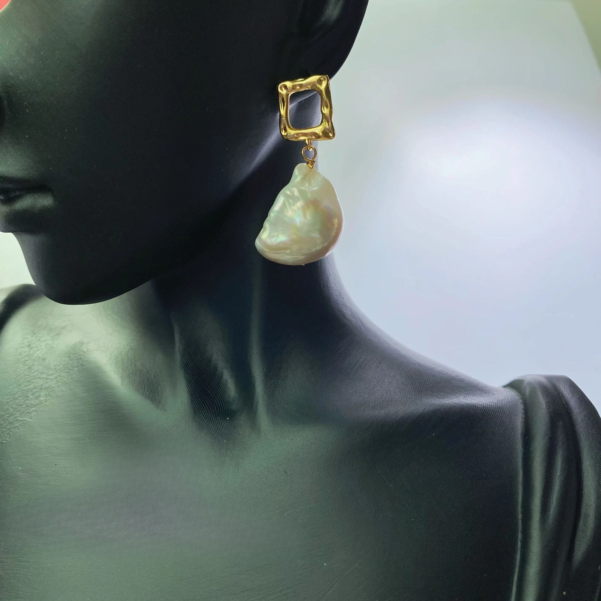 

Natural freshwater baroque pearl square S925 silver needle earrings, super atmospheric high-end fashion women's earrings