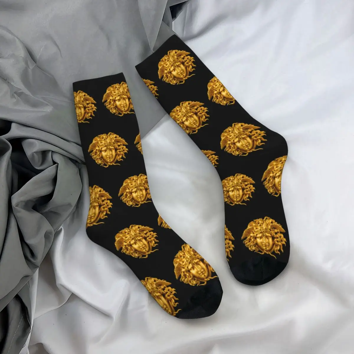 Elegant And Chic French Golden Haired Socks Men\'s Women\'s Mythological Greek Medusa Socks Summer Autumn Winter Middle Tube Socks