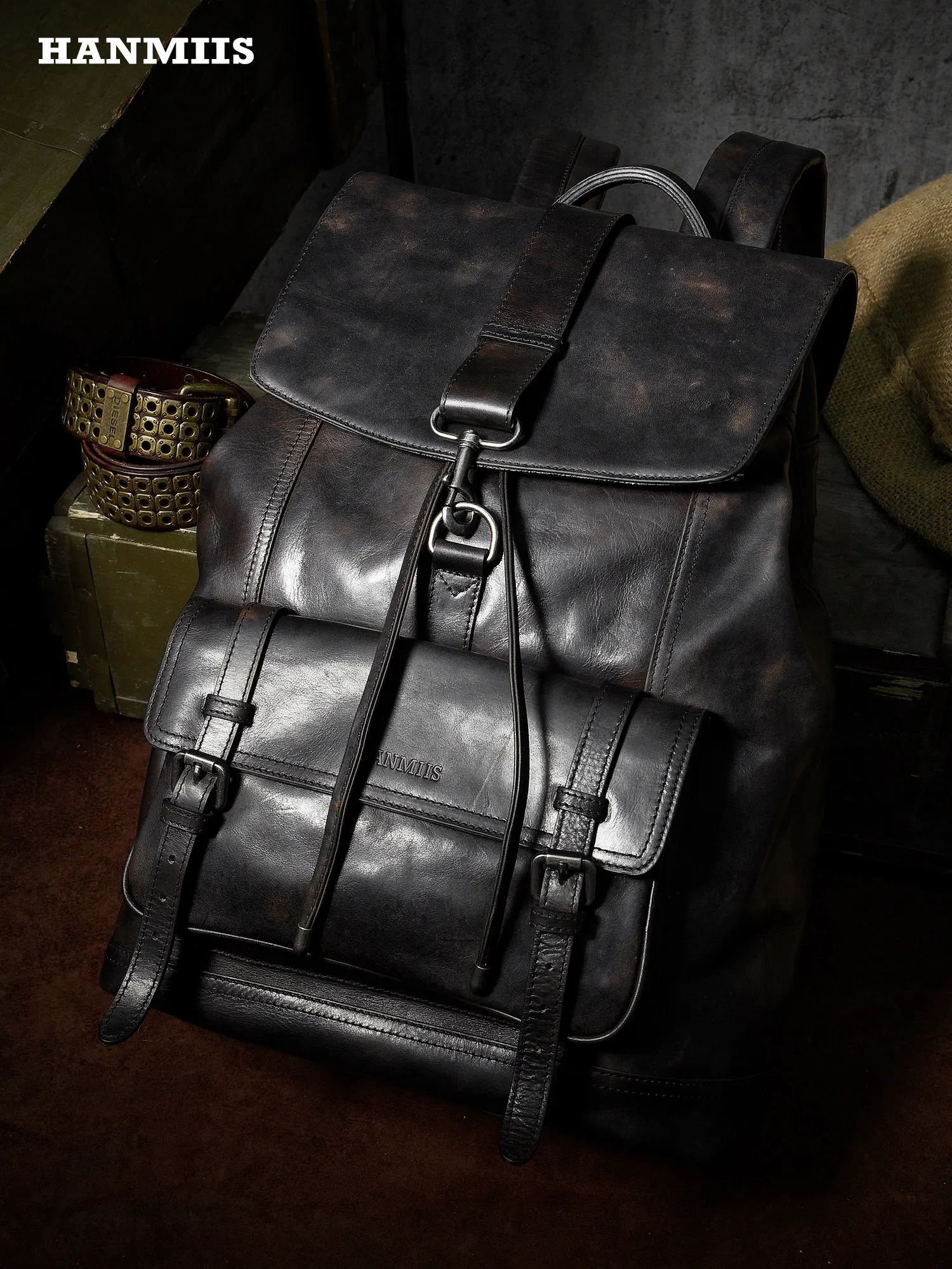 HANMIIS New Full-Grain Leather Large-Capacity Backpack & Travel Bag | Premium Men's Business Laptop Rucksack & Weekender Daypack