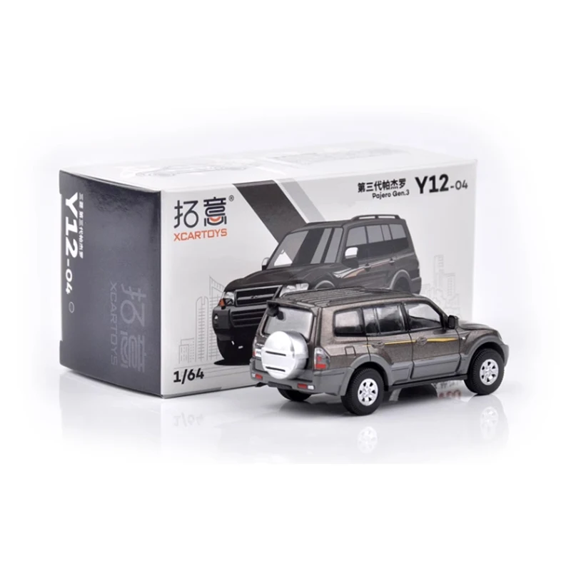 XCARTOYS Diecast 1:64 Scale Third Generation Pajero Alloy Car Model Finished Product Simulation Toy Static Model Display