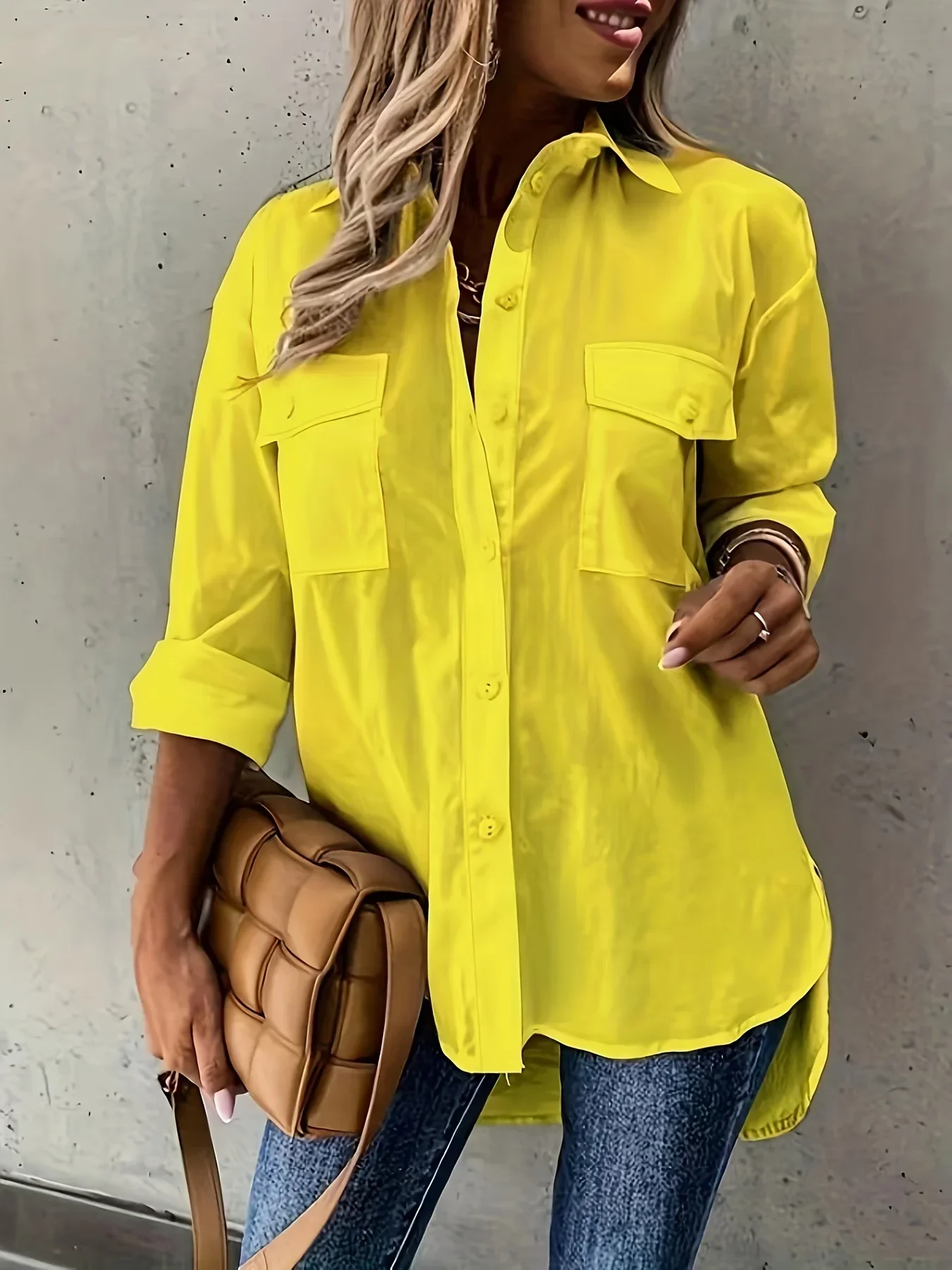 Fashion Plus Size Women\'s Versatile Solid Color Shirt Lapel Pocket Decoration Shirt Casual Loose and Simple Long Sleeved Shirt