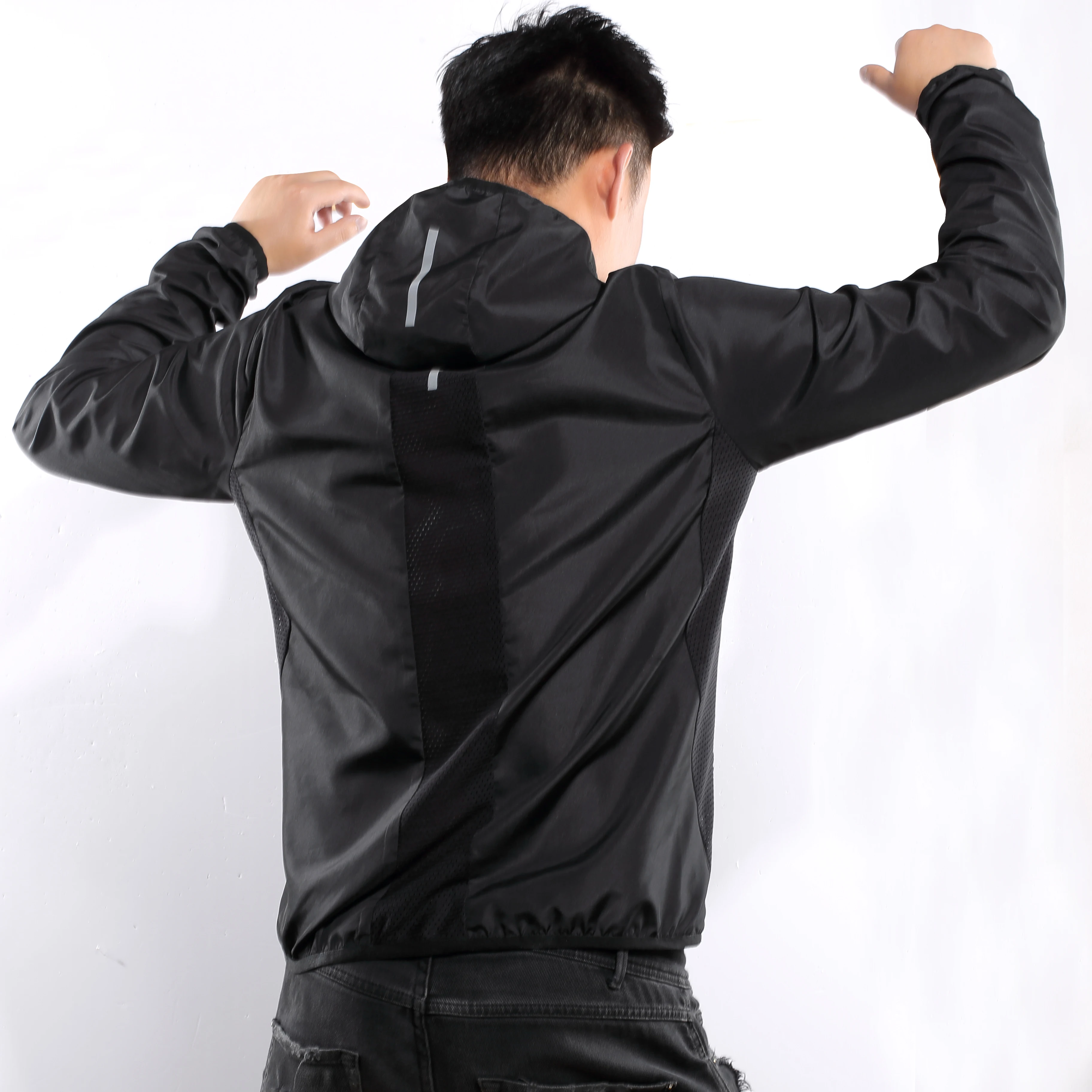 

Spring Skin Coat Mountaineering Bicycle High Quality Men Jacket Windbreaker Waterproof Jacket Raincoat Dry Quickly Skin Coat