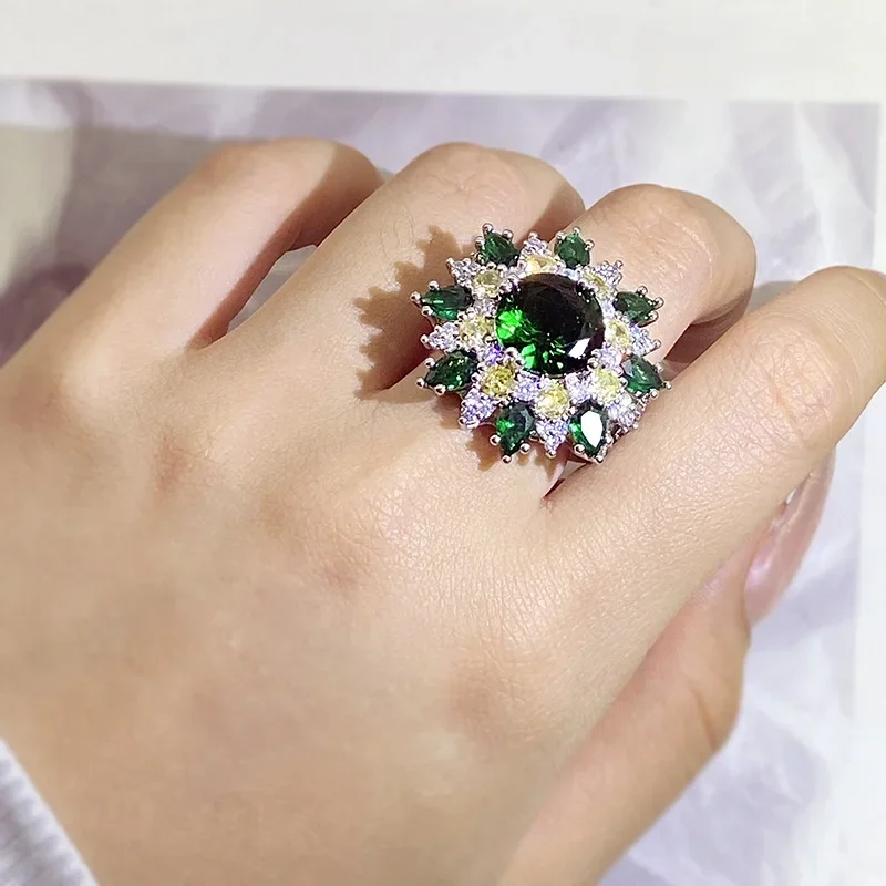 Fresh Green Original Luxury Gemstone Flower Engagement Rings for Women Dazzling 925 Sterling Silver Jewelry Adjustable