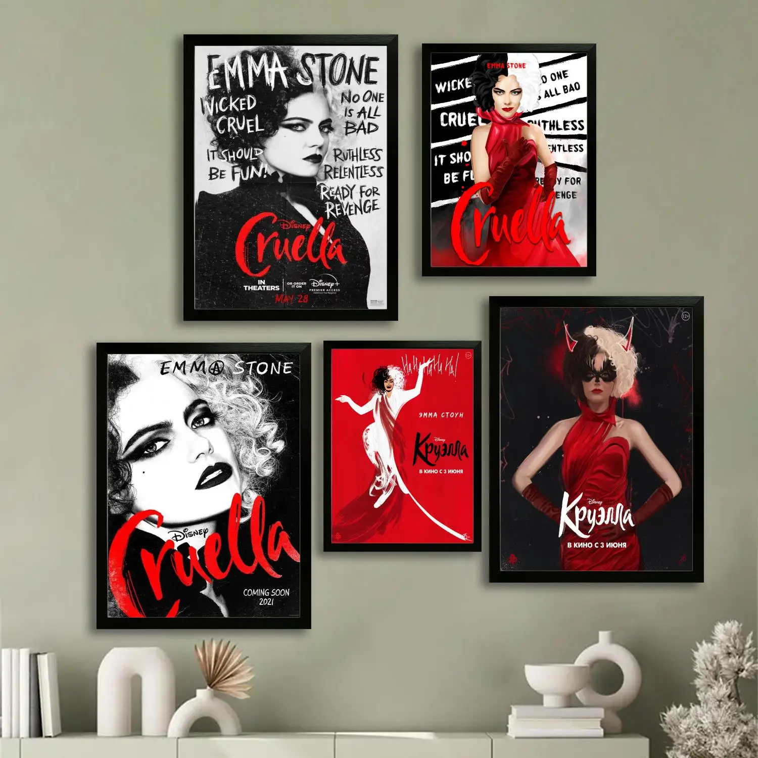 

Cruella Canvas Art Poster and Wall Art Picture Print, Modern Family Bedroom Decor Posters,Decorative painting