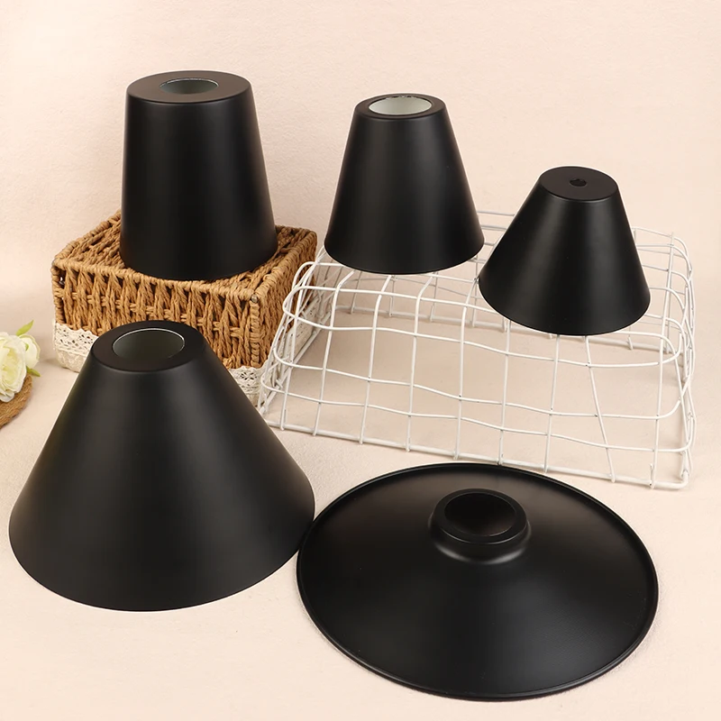 

Черный железный абажур, люстра, настенный светильник, настольное освещение, прикроватная тумбочка для гостиной, ресторана, магазина одежды, абажур