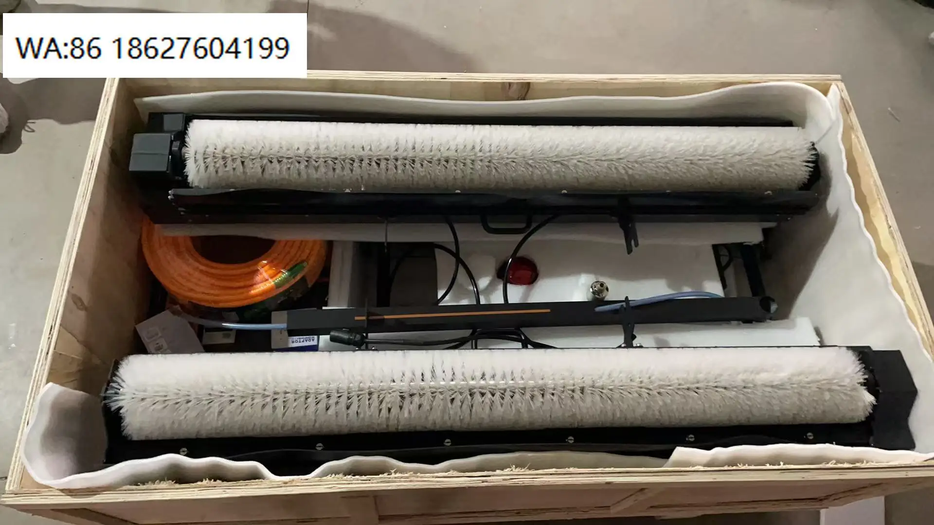 48V25AH Aluminium Nylon Auto Cleaner | High Power Solar Robot Equipment For Large Scale Commercial PV Panel Washing Maintenance