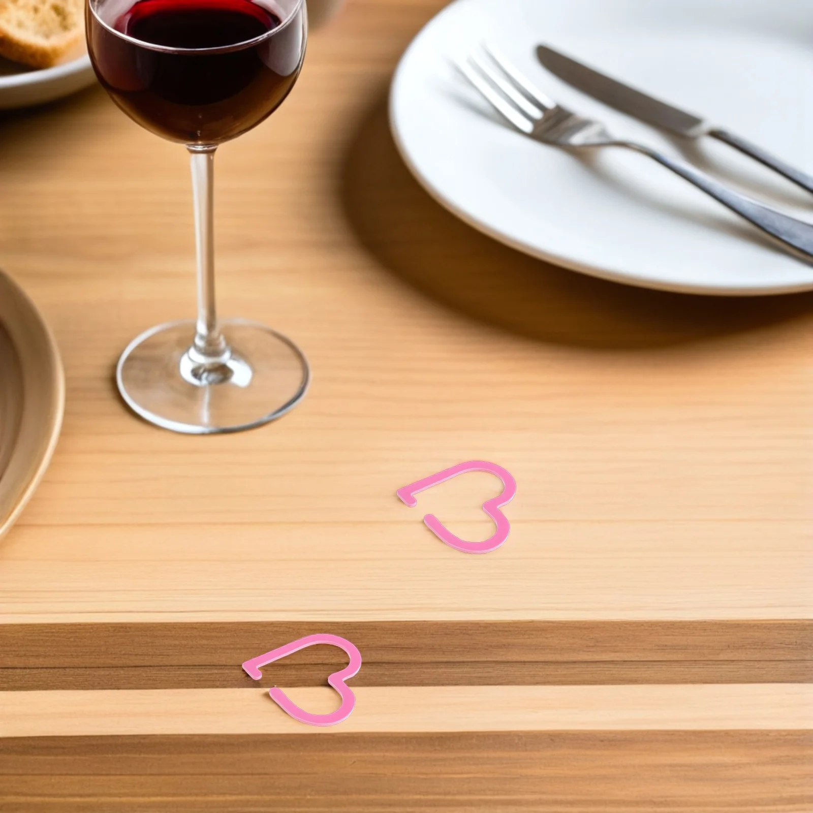 

20Pcs Heart Shaped Drink Tags Acrylic Reusable Wedding Bachelorette Party Wine Glass Markers Hollow Goblet Identifiers