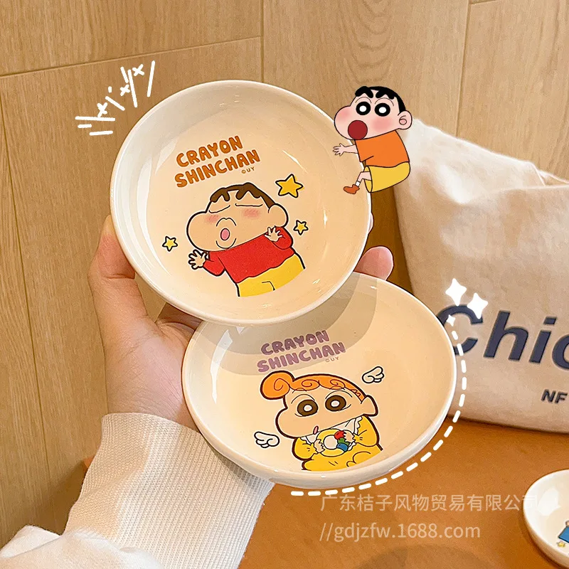 2025 ใหม่ Crayon Shin Chan Dish รสจานน่ารักการ์ตูนจานปรุงรสจานในครัวเรือนความงามเซรามิคจานขนาดเล็ก