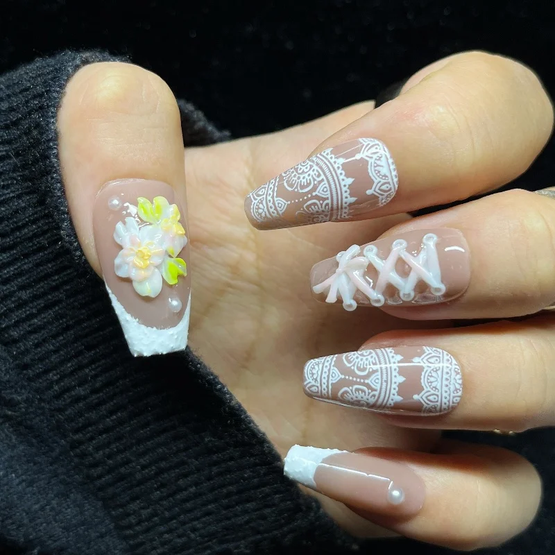 10 Stück handgemachte Nägel zum Aufdrücken, süße 3D-Schleife, Rüschen, langer Sarg, rosa, weiß, glitzernd, Kawaii-Blumen, künstliche Nägel, Acryl für Frauen