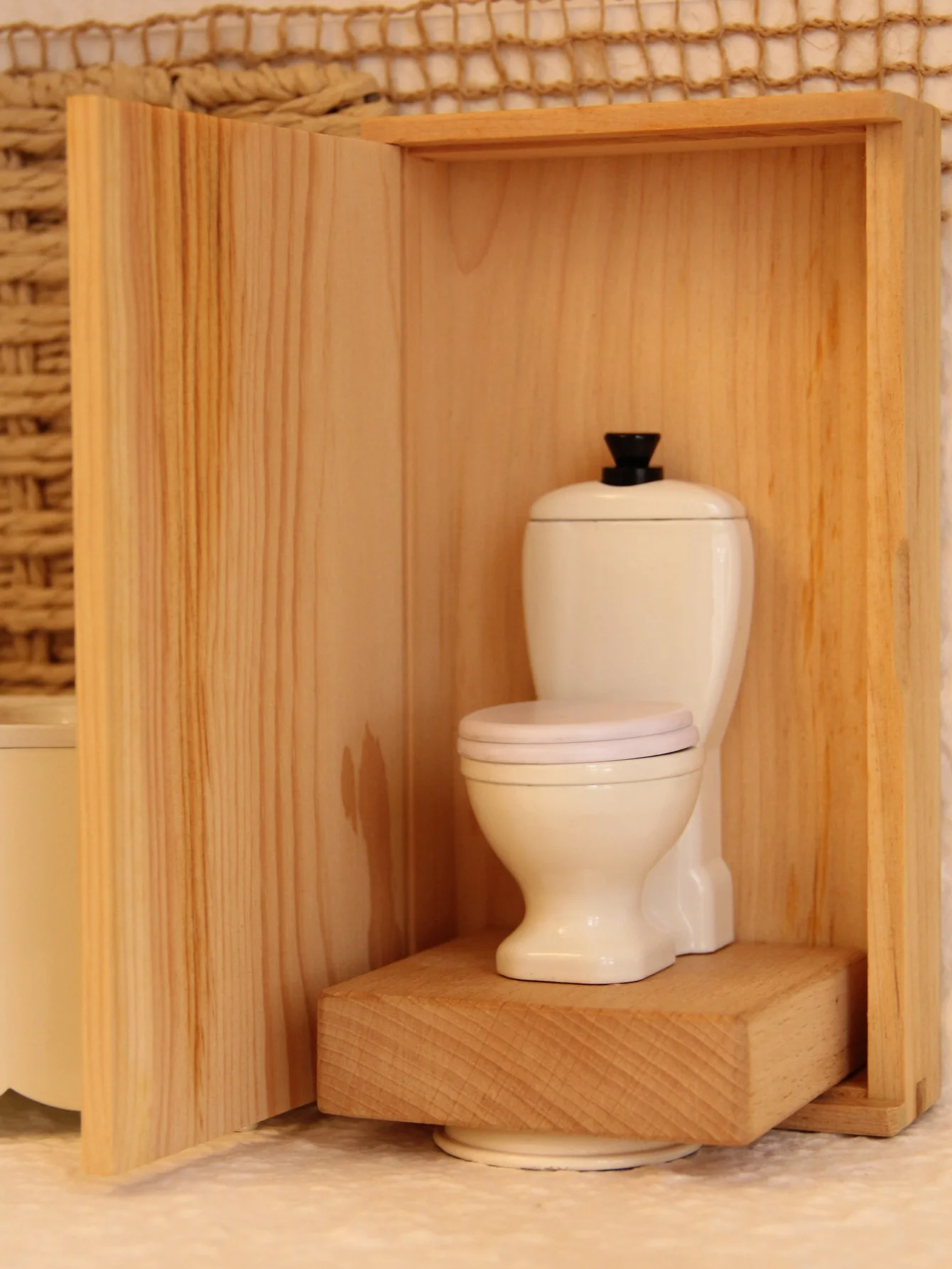 Miniatur-Simulationsspielzeug: 1:12 Maßstab Eisenbadewanne, Waschbecken, Toilette – Ideal für Puppenhaus-Badezimmerdekorationen – Detail 10