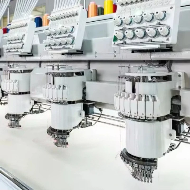 Machine à broder industrielle automatique personnalisable, haute précision, multi-têtes, fabrication de qualité supérieure