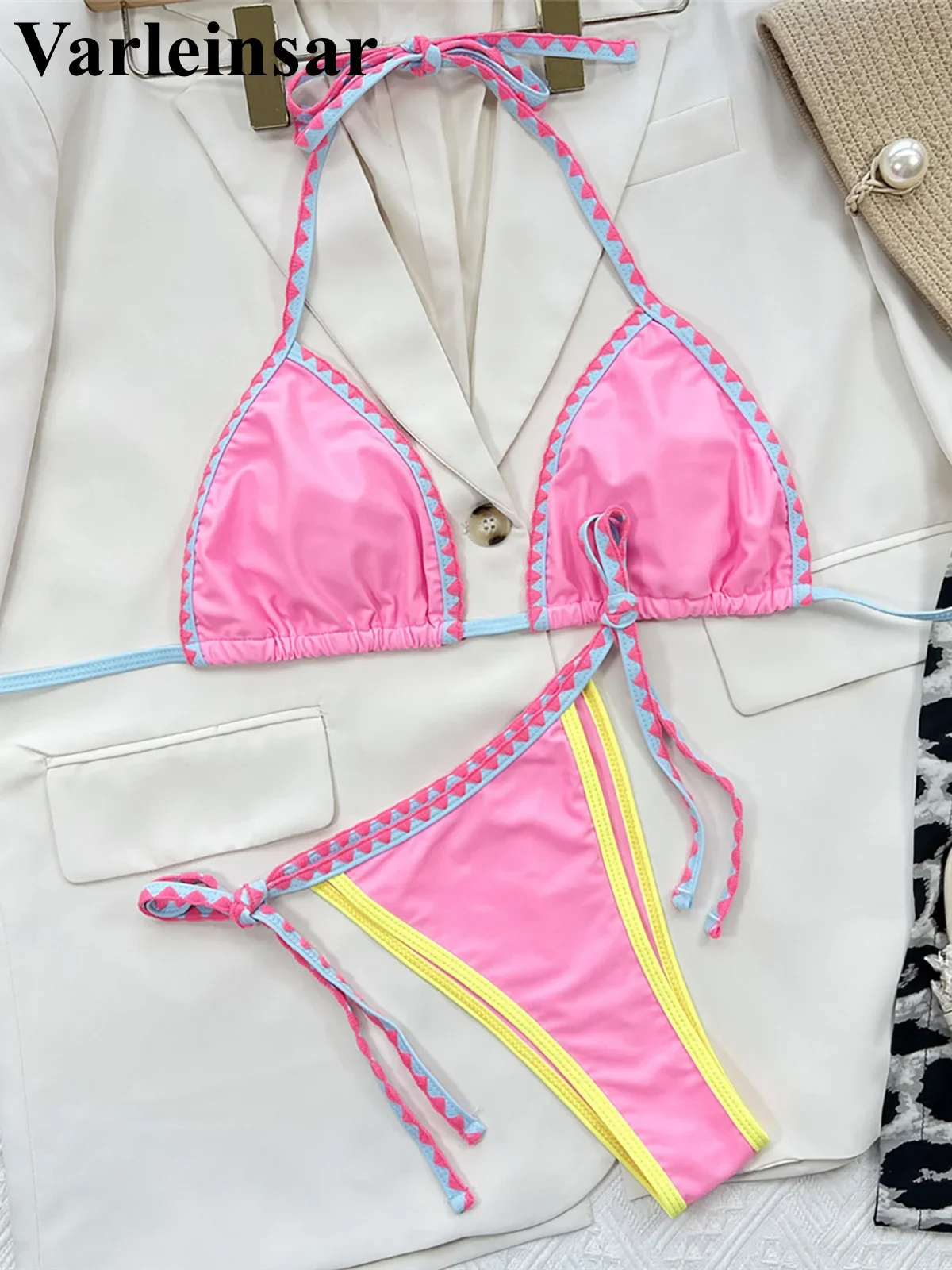 2025 Mini Bikini Sexy con cuello Halter para mujer, traje de baño femenino, conjunto de Bikini de dos piezas, bañador, traje de baño para nadar para mujer V3890