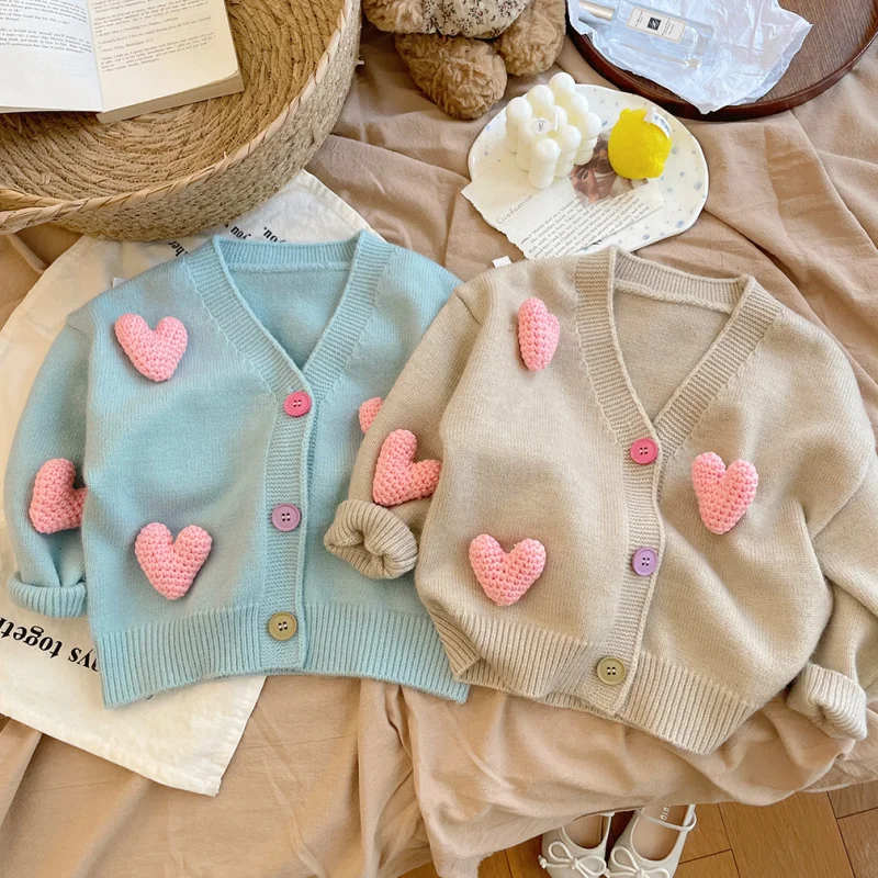 Girl's Cardigan Sweater2024New Baby Girl Three-Dimensional Heart Knitted Sweater Thread Coat Children's Trendy Top