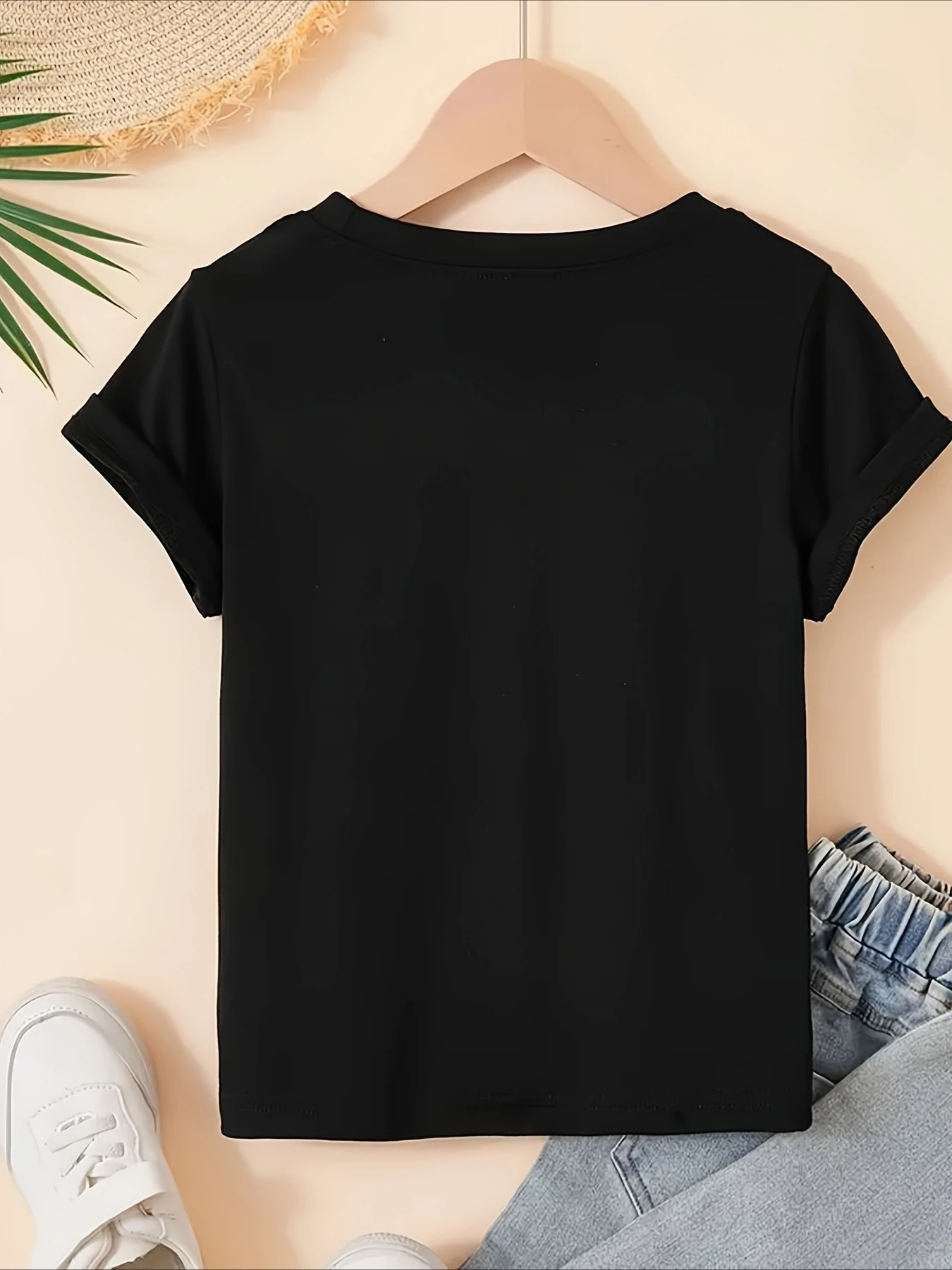 تي شيرت عيد الميلاد للفتيات - قميص علوي بأكمام قصيرة مطبوع عليه رسوم كرتونية لطيفة للشباب، تي شيرت نابض بالحياة مع زهور ونجوم ملونة