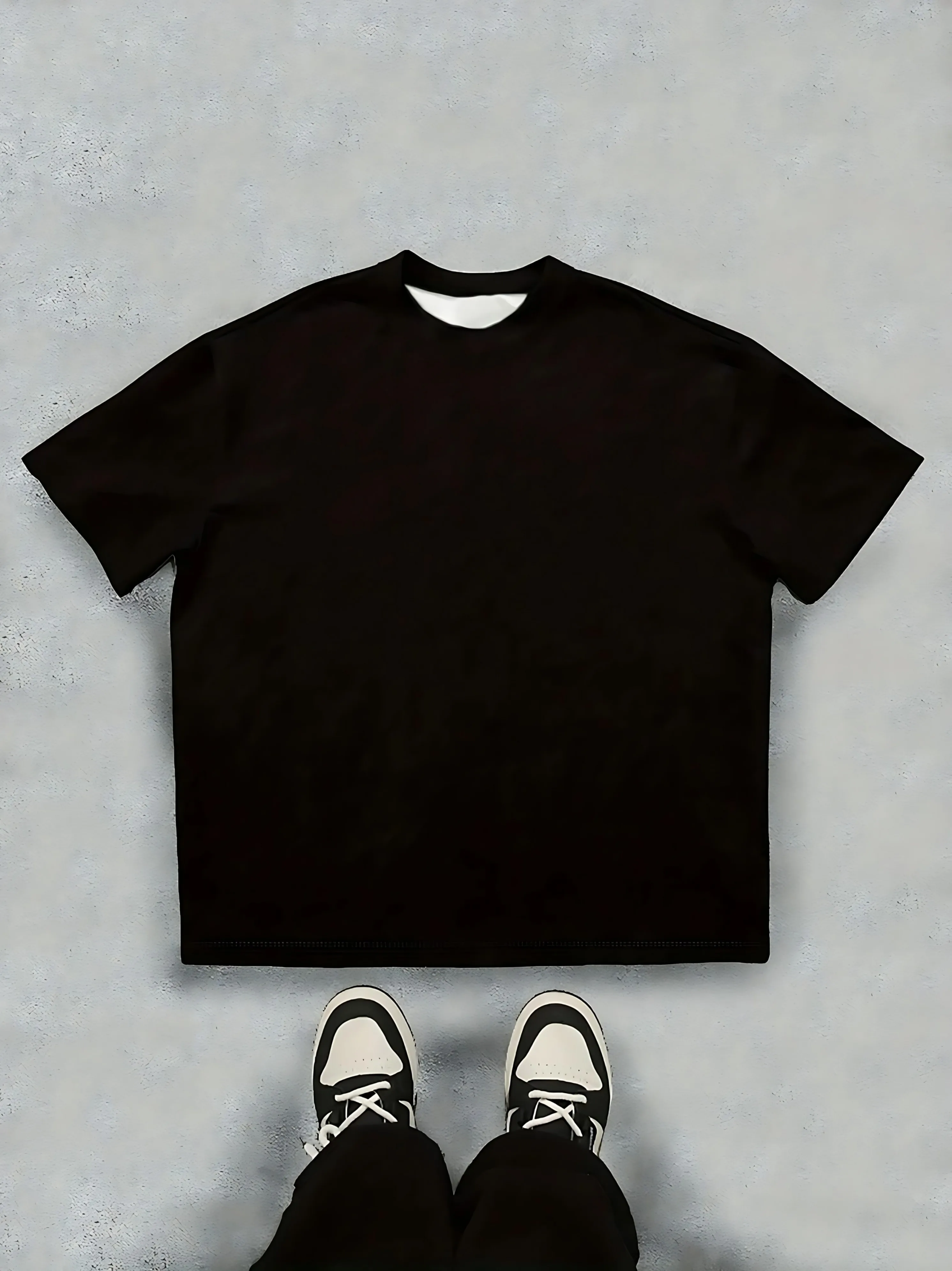 The 2025 summer new men's T-shirt features outdoor street fashion casual comfort breathability and 3D letter pattern printing