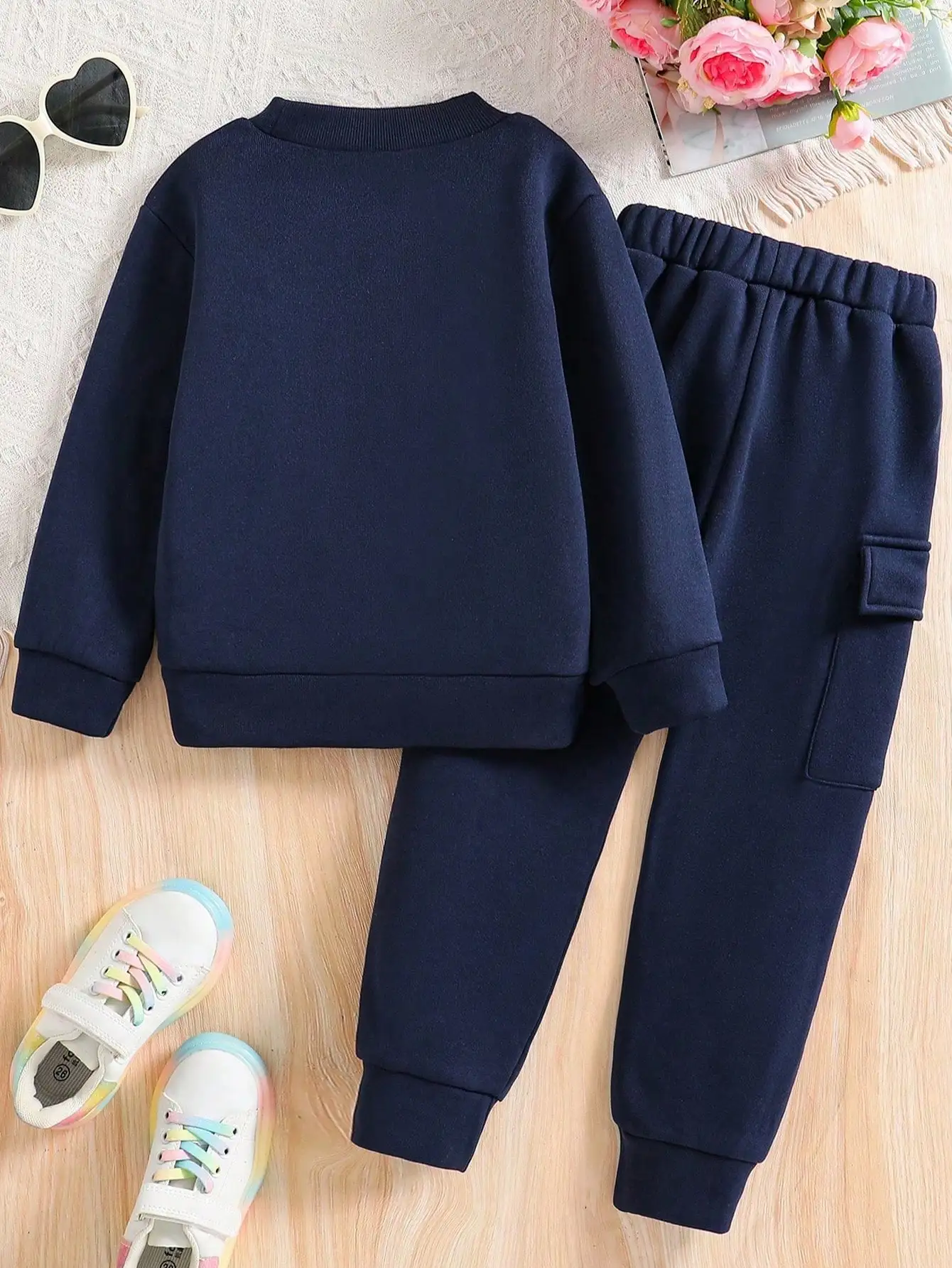Tween Girl Butterfly Print Crew Neck Sweatshirt And Sweatpants Set