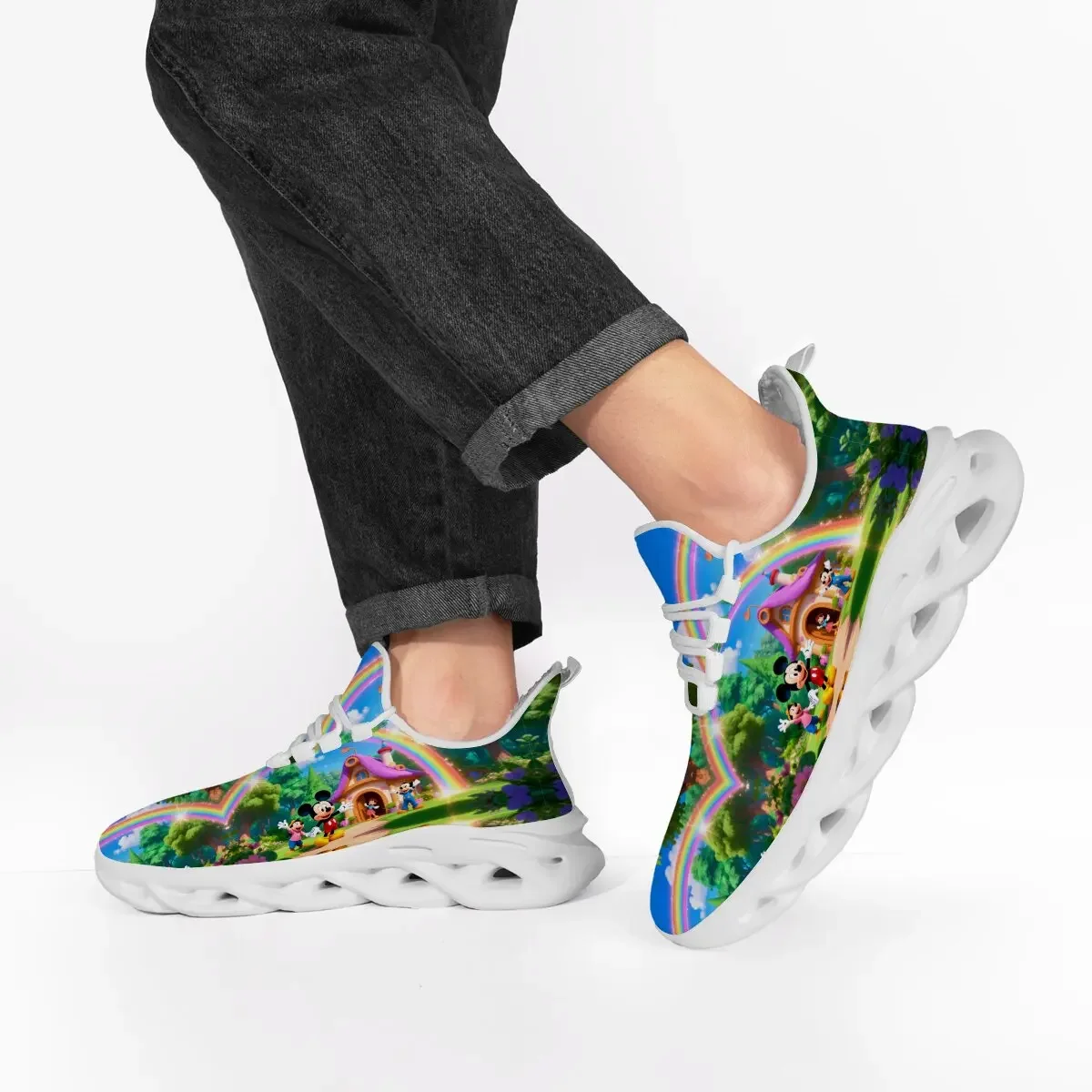 حذاء ميكي ماوس ديزني الجديد للأطفال على الموضة أحذية رياضية مبطنة بالصوف بنمط قوس قزح أحذية رياضية للنساء والرجال أحذية رياضية دافئة