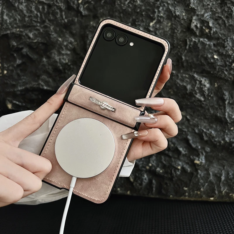 حافظة لهاتف موتورولا رازر 50 الترا 60 40 50S Razr + 2024 ريترو شمع زيتي نمط بولي Leather حافظة هاتف جذابة مغناطيسية #3