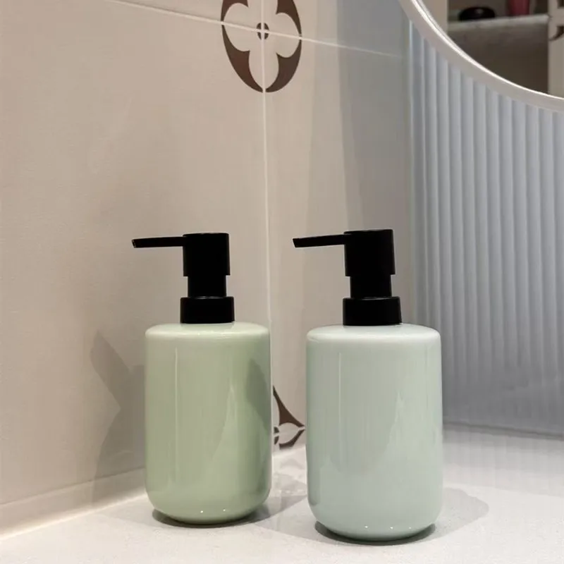 

Creative Celadon Lotion Bottle Set with Black Pump Dispenser Home Bathroom Accessories Ideal Shampoo Refills and Home Decoration