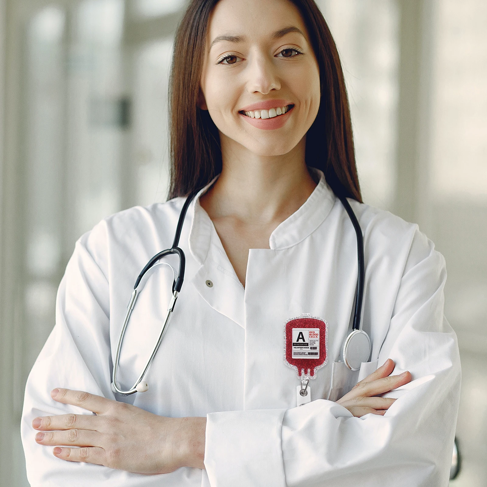 

1pc Retractable Holder Clip Multi-Function Name Tag Holder For Nurses Hospital Staff Office Workers Id Card Accessory