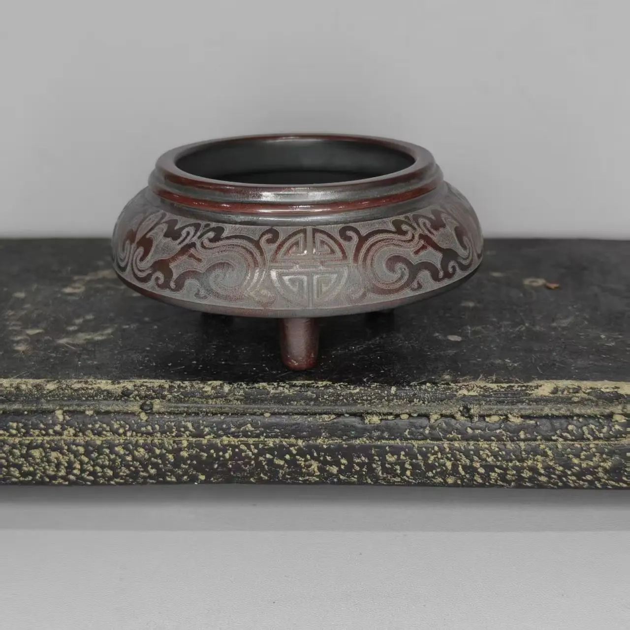 

Handmade High Quality Yixing Purple Sand Incense burner shape Bonsai Pot With 3 legs