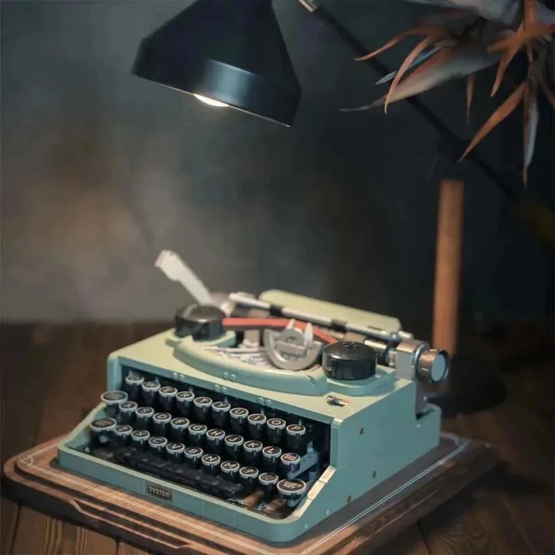 

Kalein80th century classic retro typewriter model building blocks creative 2079pcs set assembly toy boy girl birthday gift
