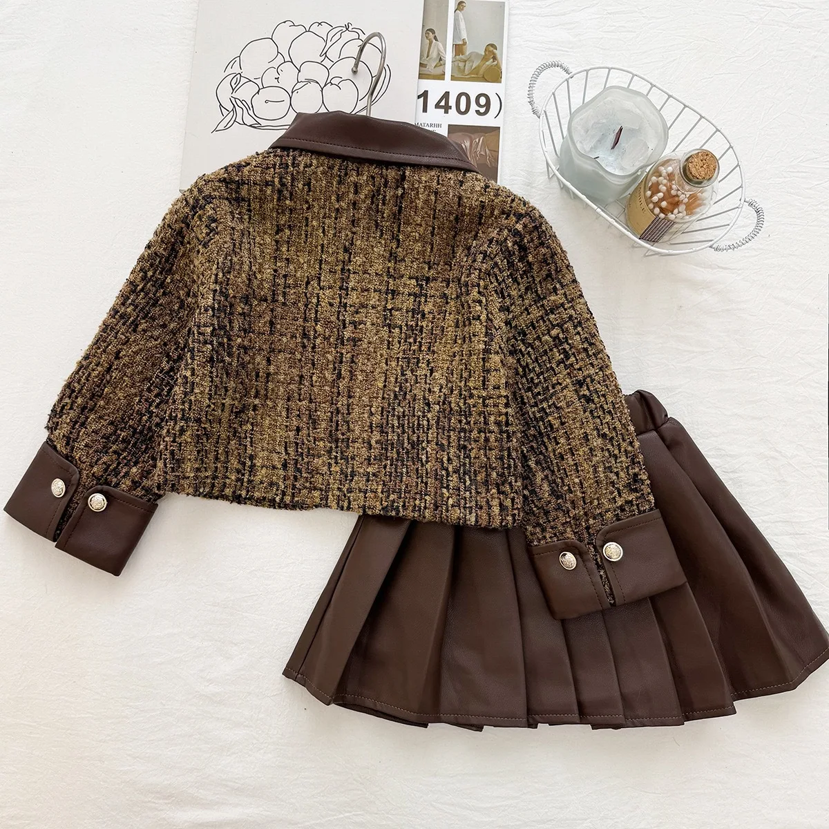 2026 Spring and Autumn Girls' Set New Small Fragrant Style Coat Pleated Leather Skirt Two Piece Set Trendy Style