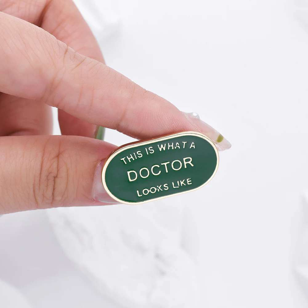 Hanreshi医師エナメルブローチピン医療病院ラペルバックパックバッジピンジュエリーコレクション看護師学生