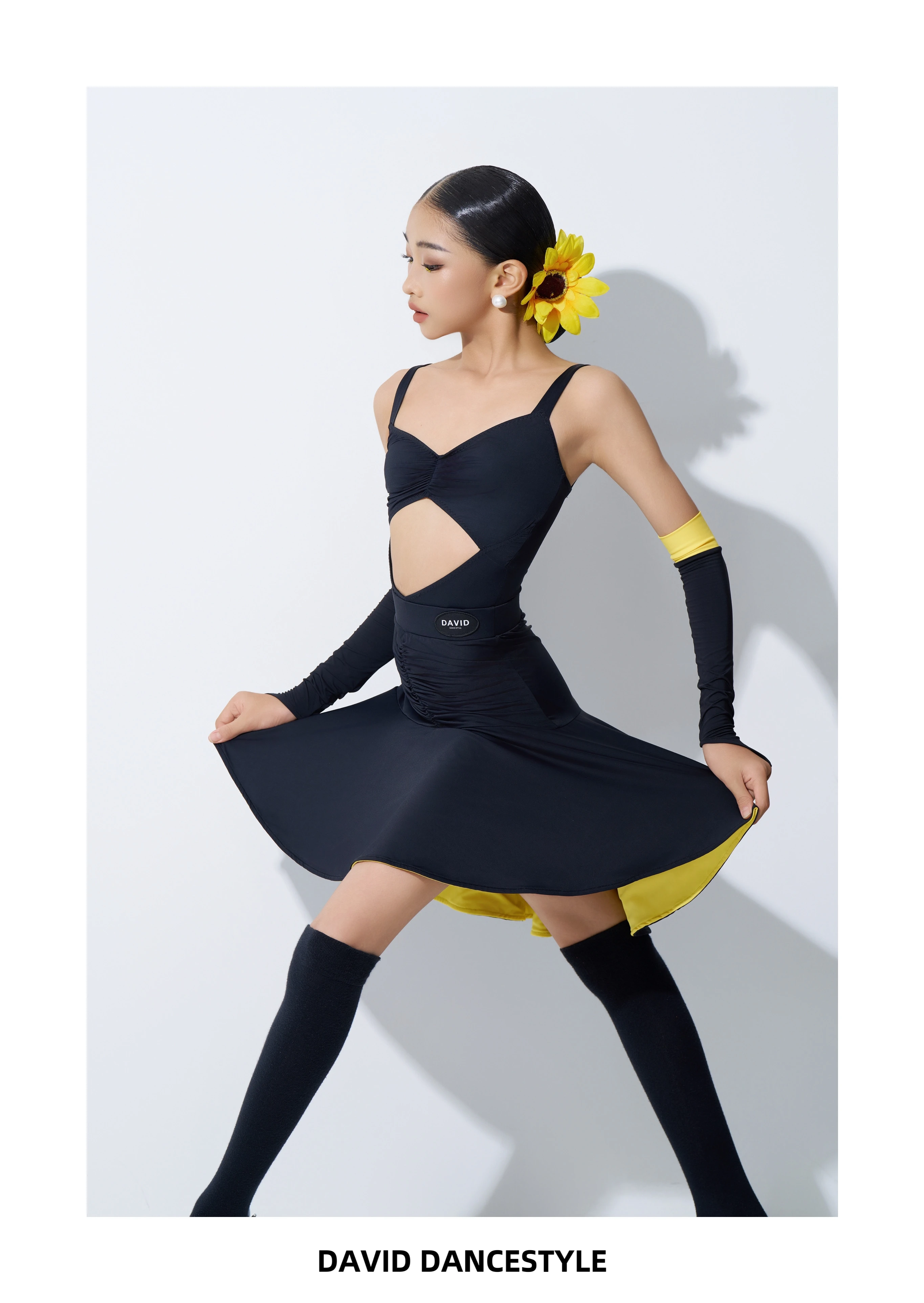 

UK Latin Dance Dress Cute Two Piece Set for Girls Spaghetti Top with Waist Cut Out A-Line Training Skirt