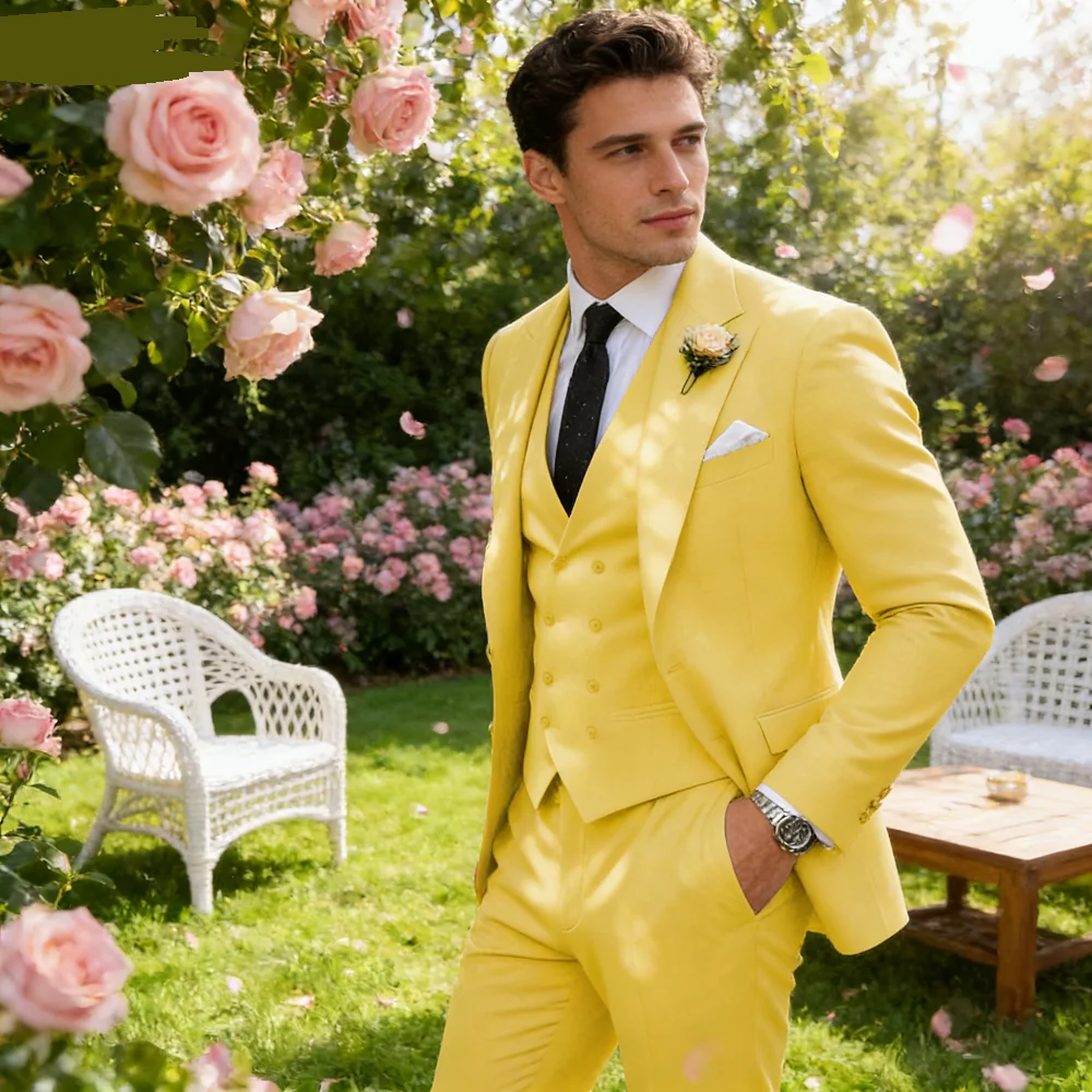 

Novo Beige Business Smoking 3-Piece Male Terno Unique Breasted Wedding Groomsmen Formal Suit Jacket Vest Pants Set