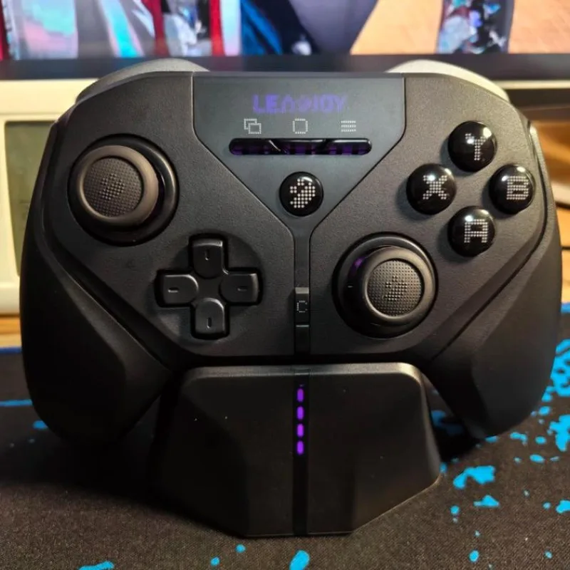 

LeadJoy XENO PLUS Wireless Controller Toggle Switch Hall-Effect Game Linear Trigger E-sports Performance Game Gamepads Gifts