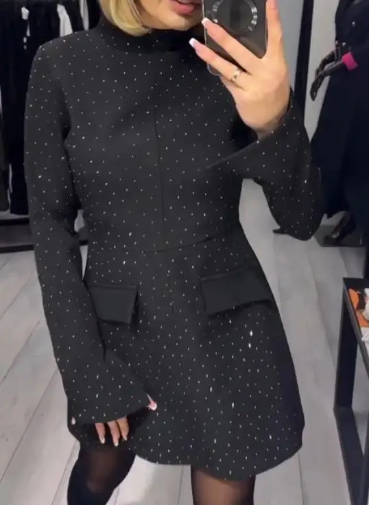 

Women's Dress Summer New Elegant Temperament Fashionable Feng Diamond Decal Design Round Neck Slim Fit Long Sleeved Dress