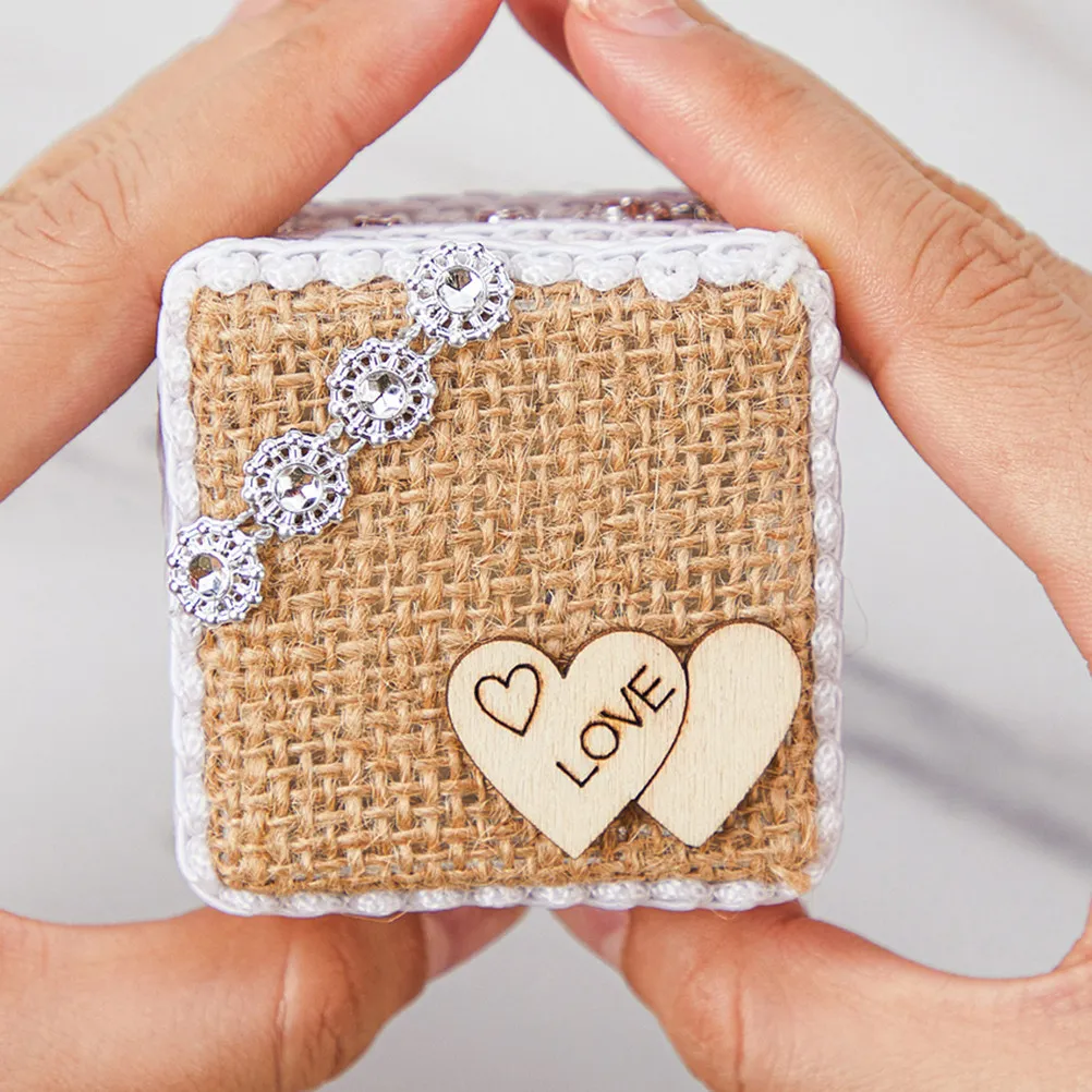 

Очаровательная деревенская шкатулка для колец с вязаным джутовым узором в виде двойного сердца для предложения руки и сердца, свадебной церемонии, держатель для колец на свадебную вечеринку