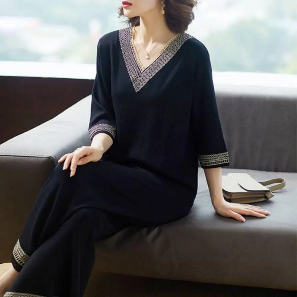 Women Suits Stylish Comfortable 2pcs/set V Neck Suits for Middle-aged Casual Fashion with Minimalistic Charm Elderly Women Suits