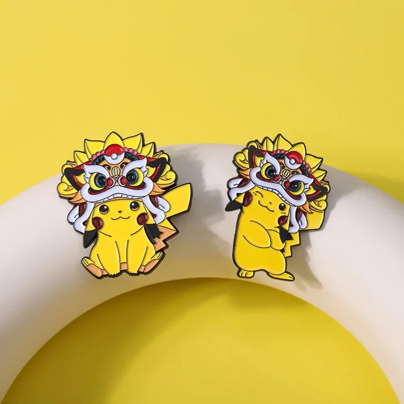 2Pcs Creative Cartoon Animals Brooch Men Women Cute Lion Lapel Pins Badge Clothing Accessories Gift