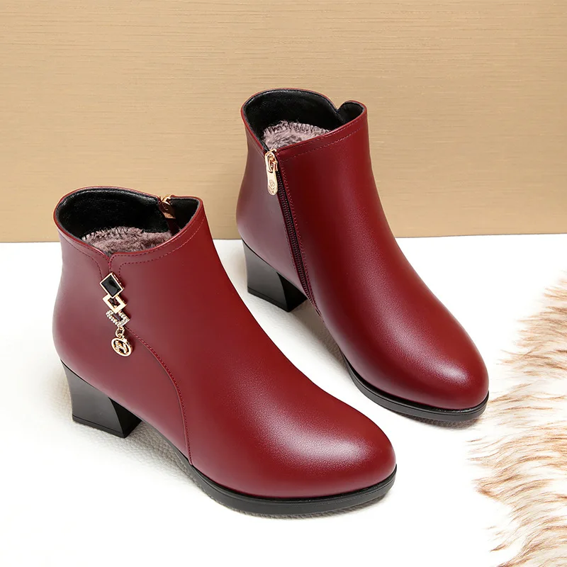 

Women Platform Cotton Shoes Autumn Winter Velvet Thickened Luxury Solid Soft Leather Short Boots Warm High Heel Ankle Boots