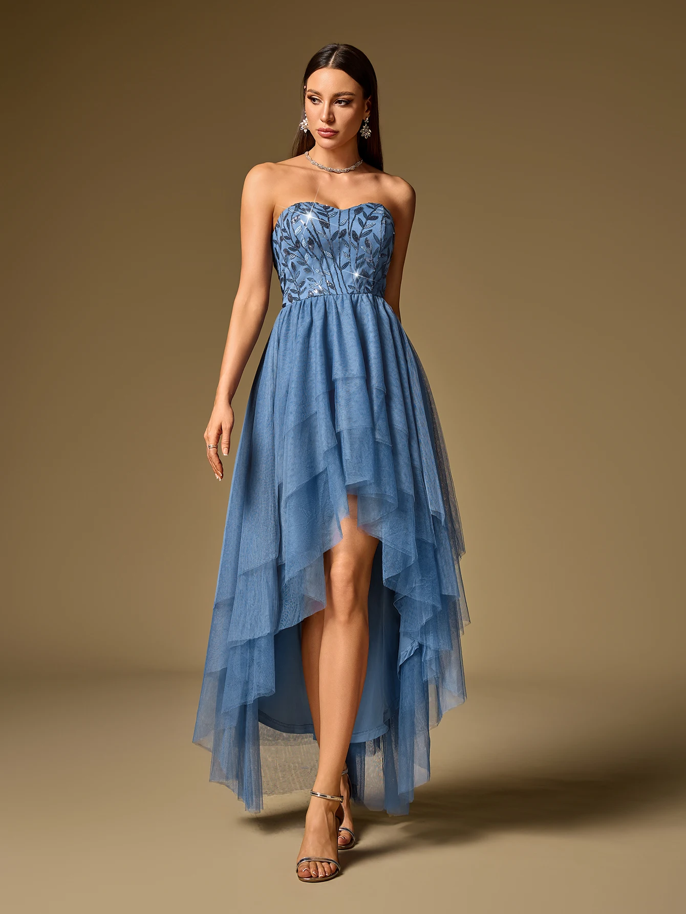 

New Elegant Strapless Evening Gown with Lace Embroidery Multi-Layer Asymmetrical Hemline for Wedding Parties
