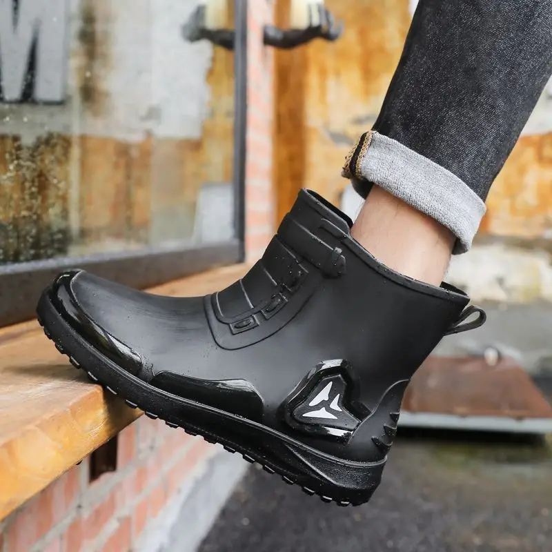 

Lightweight Round Toe Short Chunky Rain Boots for Men Print Rainy Day New Galoshes City Mud Pvc Waterproof Gumboots Man Shoes