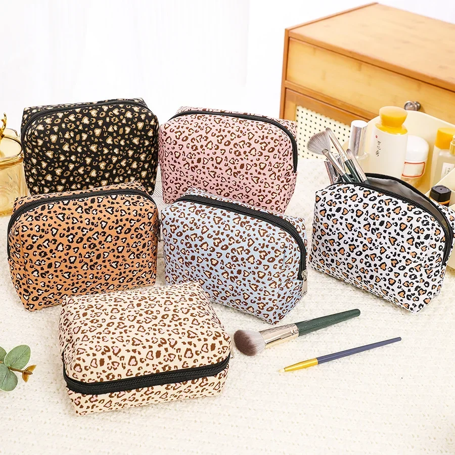 Love Leopard Print Makeup Bag Travel Cosmetic Organizer Large Capacity Octagonal Zipper Cosmetic Bag Women Makeup Pouch Case