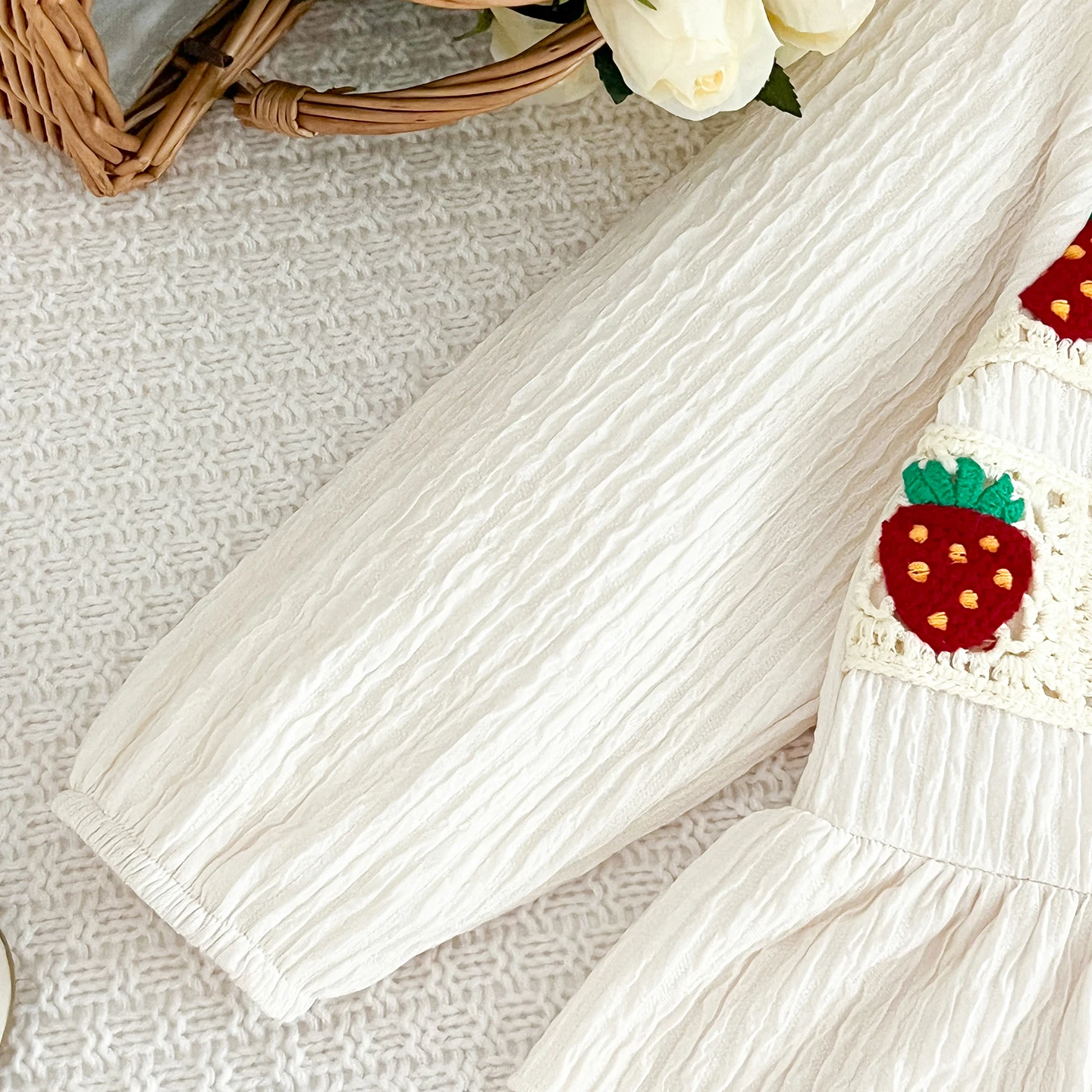 Mädchen-Kleidungssets Herbst Erdbeer-Gouhua Langärmliges Rüschenoberteil Weite Hosen 2-teiliges Kinderkleidungs-Set – Detail 5