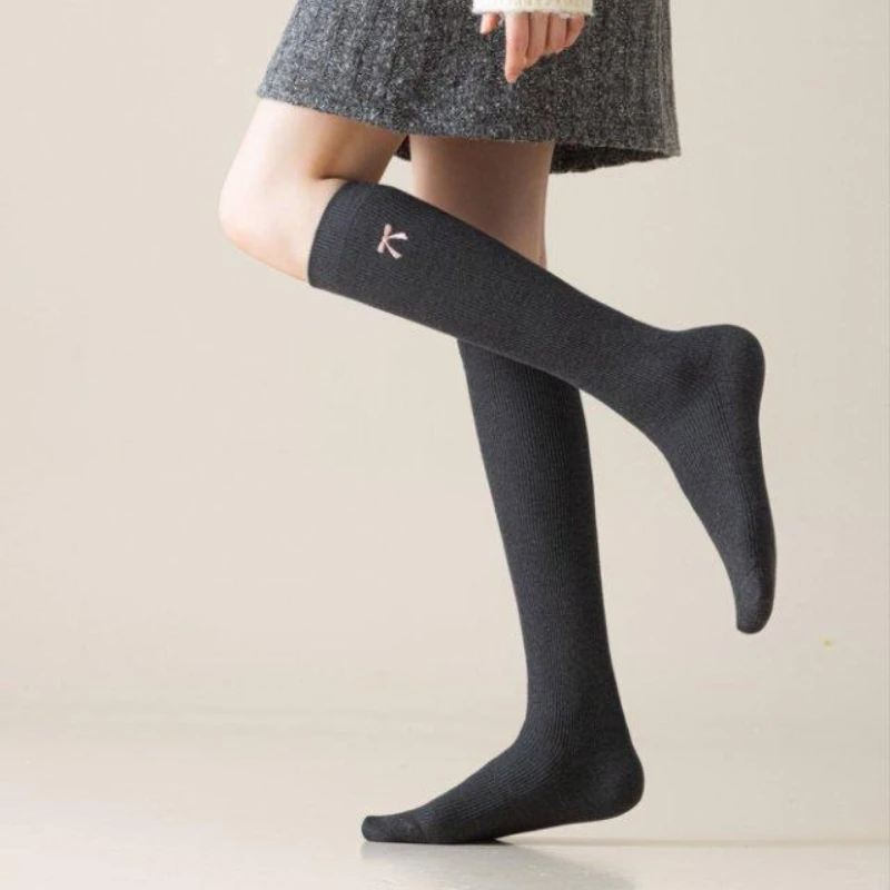 Elegant Bow Knot Embroidered Long Tube Socks for Women Spring Autumn Knee High Slimming Cotton Sweat Absorbent Socks view 6
