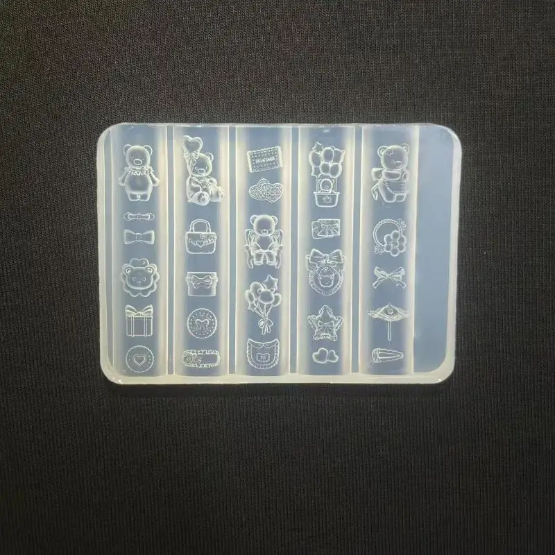 

1Pcs Little Bear Party 3D Nail Mold Nail Art Decoration DIY Design High Transparency Silicone Nail Art Template